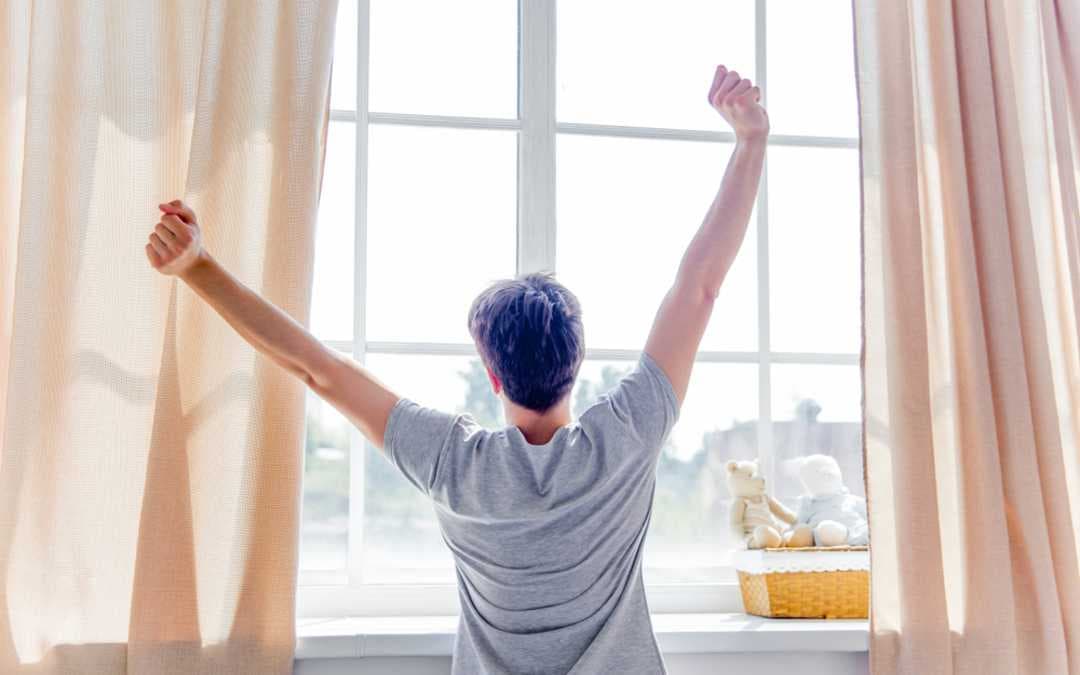 Start The First 60 Minutes Of Your Day With These Healthy Habits